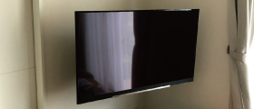液晶テレビ壁掛け工事