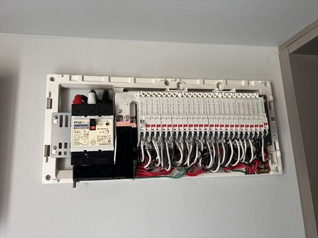 茨城県石岡市 家庭用ウォールコネクタ容量アップ工事