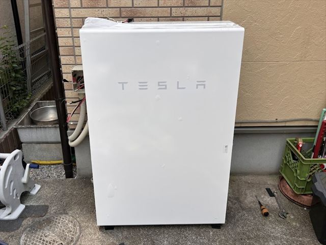 家庭用テスラパワーウォール設置工事