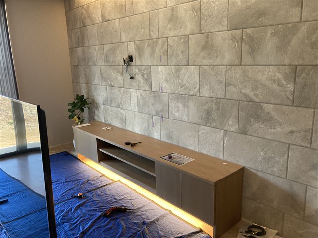 家庭用TV壁掛け工事