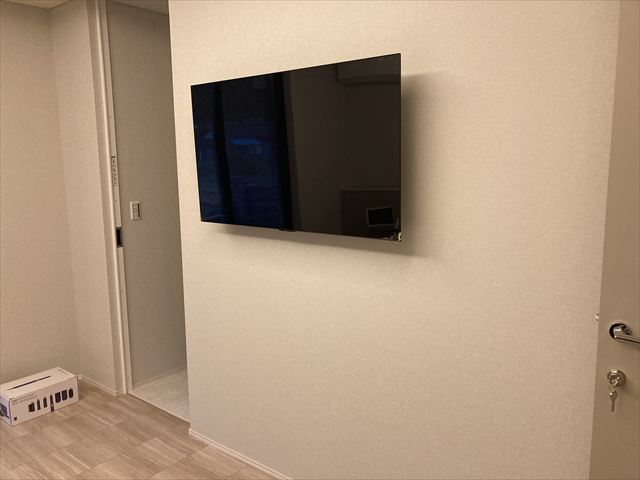 家庭用TV壁掛け工事