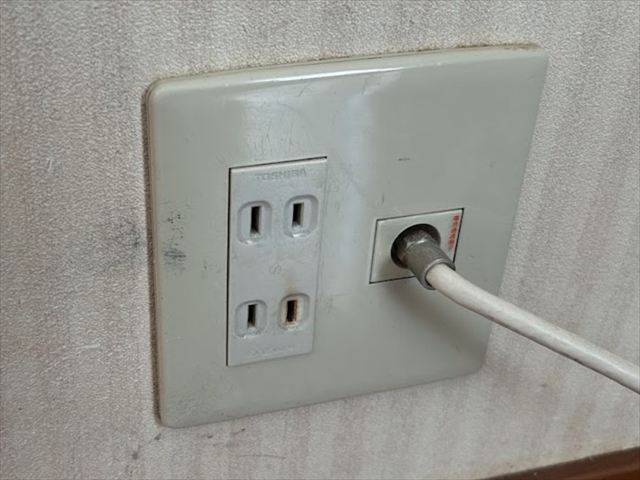 茨城県守谷市 家庭用コンセント交換工事