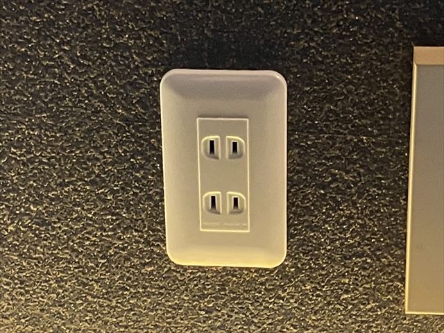 店舗用コンセント増設工事