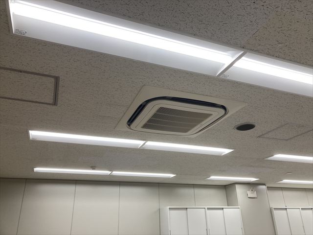 茨城県土浦市 オフィス用照明LED化工事