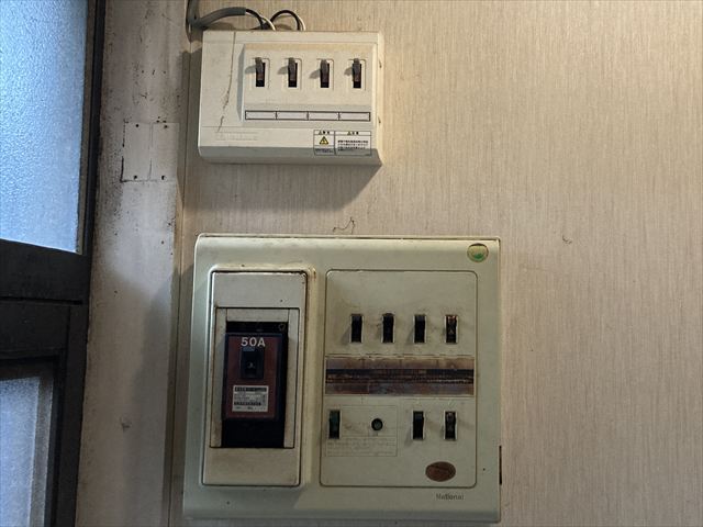 千葉県柏市 家庭用電源引換・コンセント交換工事