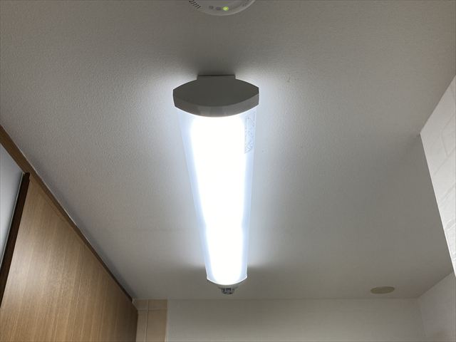茨城県取手市 家庭用キッチン照明LED化工事