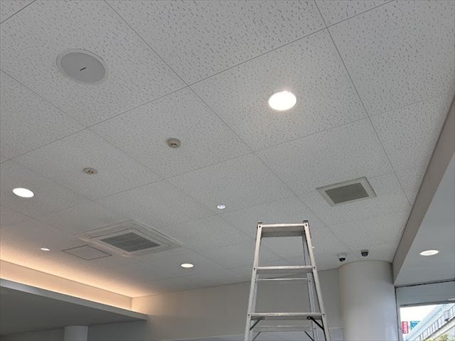 オフィス用ダウンライト交換工事
