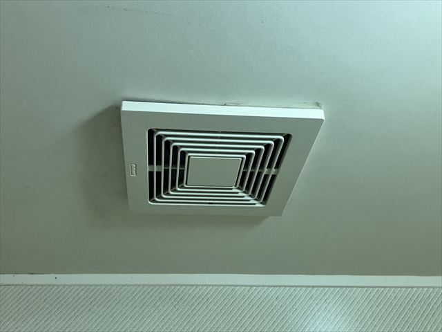 茨城県取手市 マンション用浴室換気扇交換工事