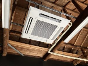 オフィス用ルームエアコン移設、専用回路、天カセセコン設置工事