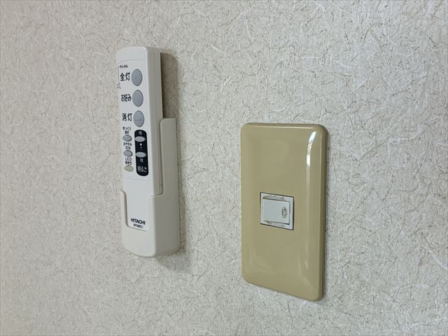 千葉県我孫子市 家庭用スイッチ交換、シーリング化工事