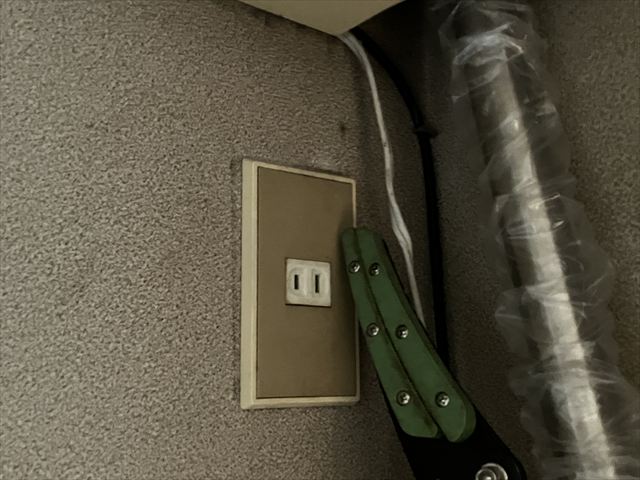 千葉県流山市 家庭用分電盤交換、専用コンセント交換工事