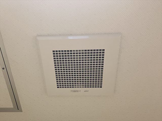 茨城県常総市 家庭用換気扇交換工事