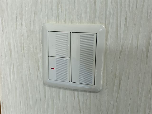 茨城県常総市 家庭用エアコン交換、スイッチ交換、ダウンライト交換、コンセント増設工事
