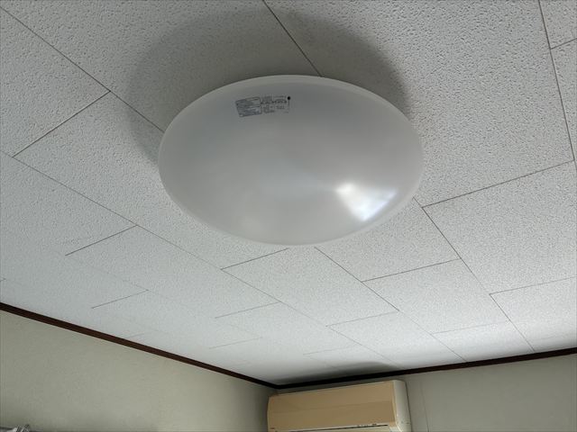 茨城県守谷市 家庭用エアコン交換、分電盤交換、専用回路増設、照明交換工事